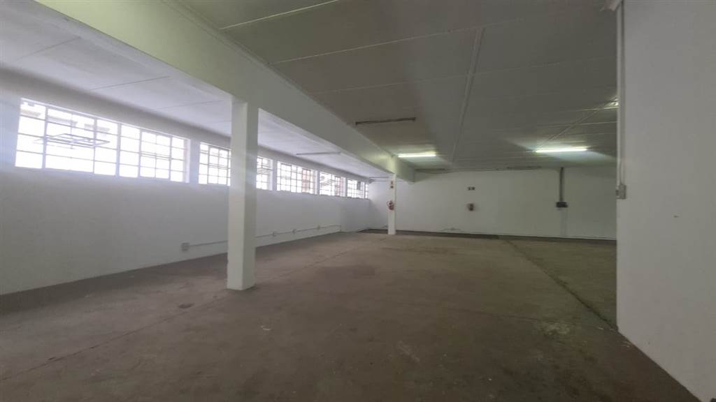 430  m² Commercial space in Pretoria Central photo number 14