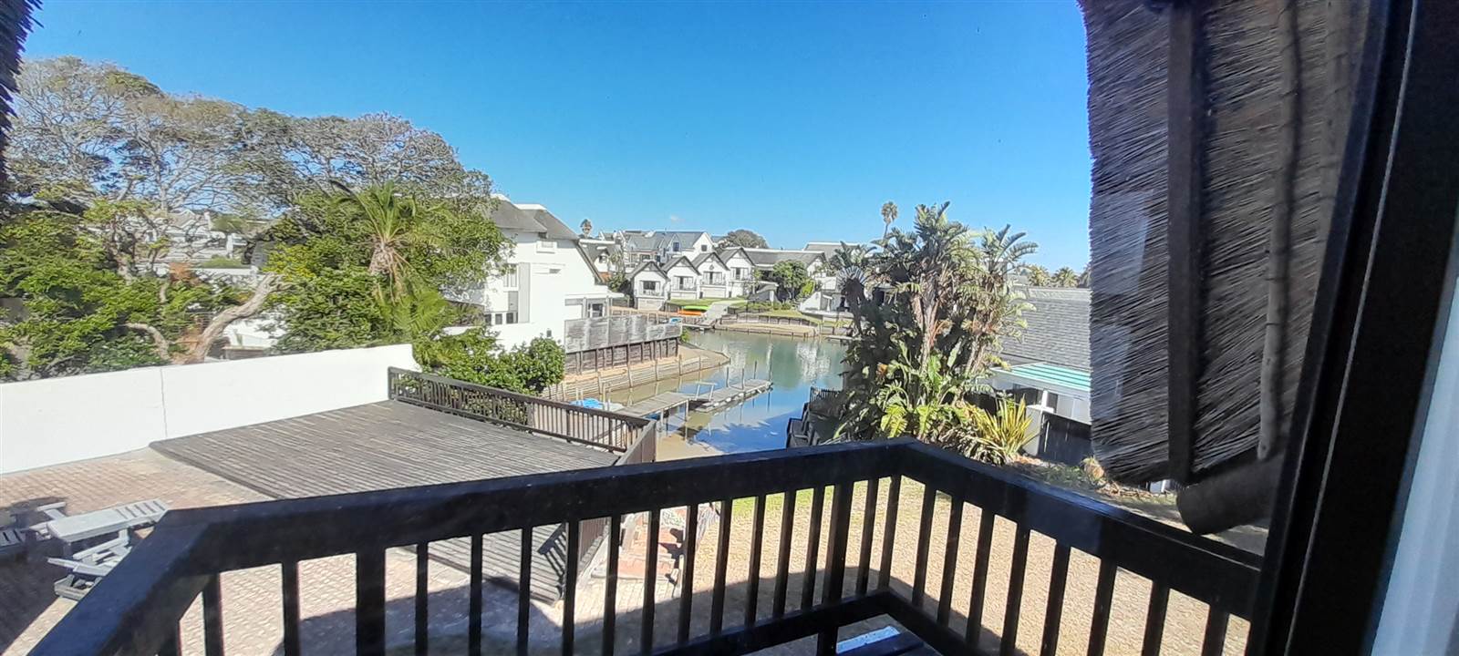 5 Bed House in St Francis Bay Canals photo number 3