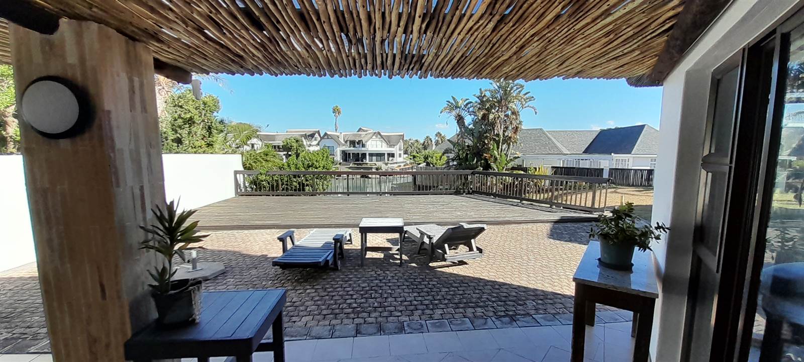 5 Bed House in St Francis Bay Canals photo number 2