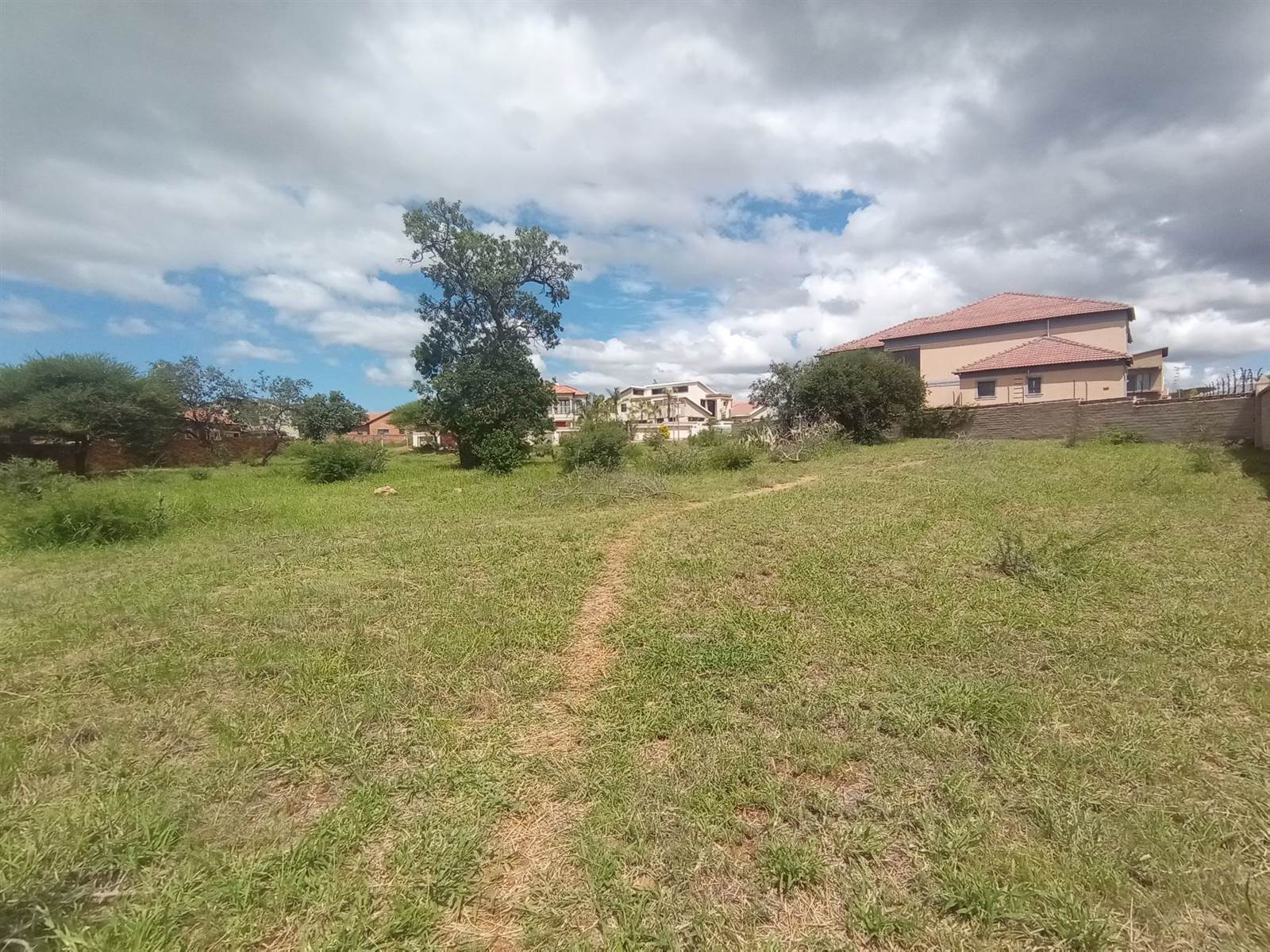 2705 m² Land available in Bendor Park photo number 4