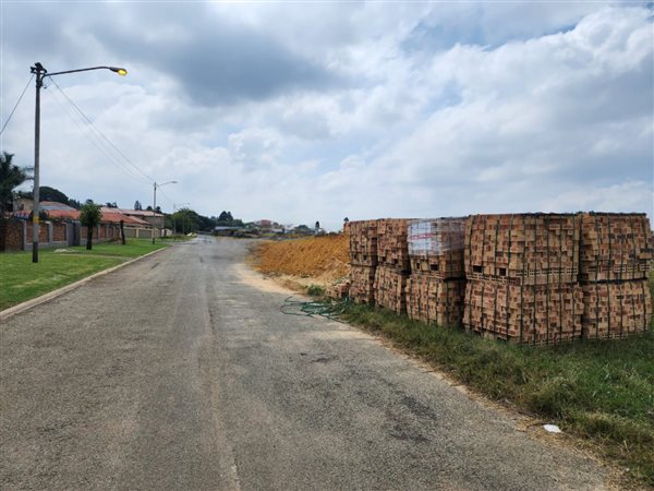 500 m² Land available in Mimosa Park