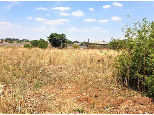 3000 m² Land available in Henley on Klip photo number 2