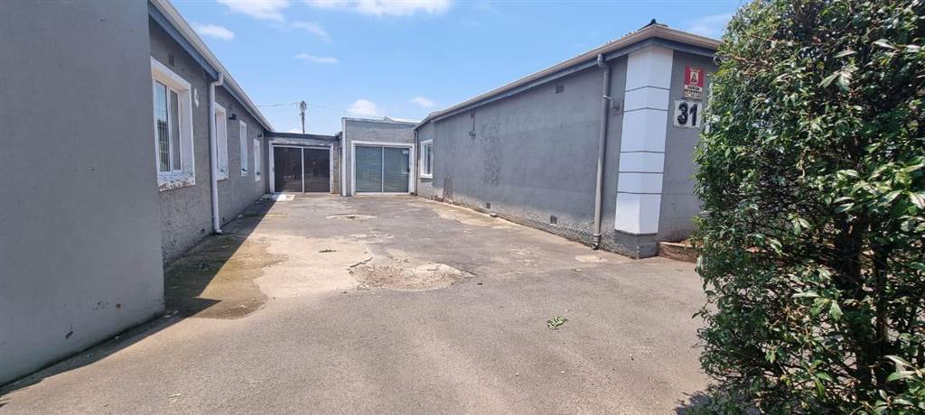 360  m² Commercial space in Pietermaritzburg Central photo number 8