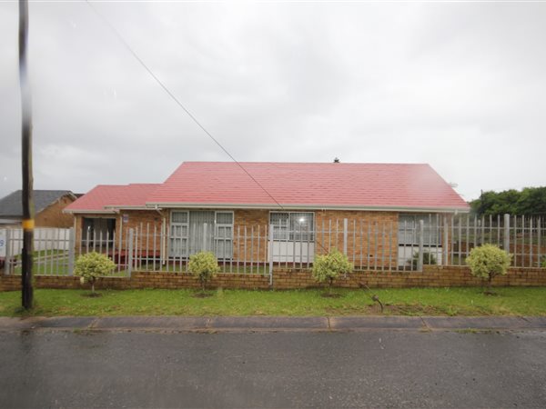 3 Bedroom House 3 Bedroom House