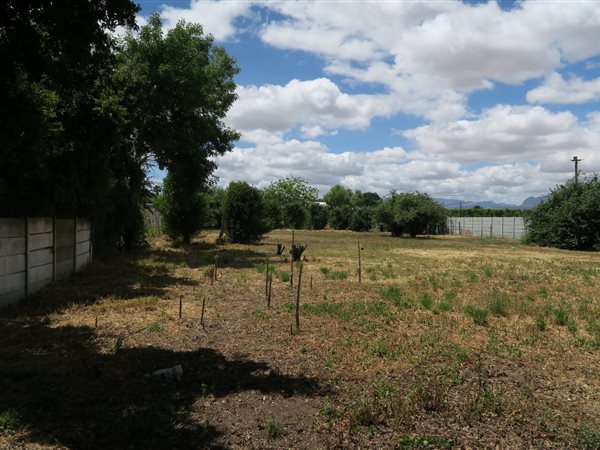 2421 m² Land available in Prince Alfred Hamlet