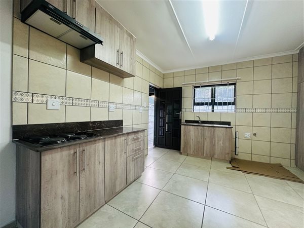 2 Bedroom House 2 Bedroom House