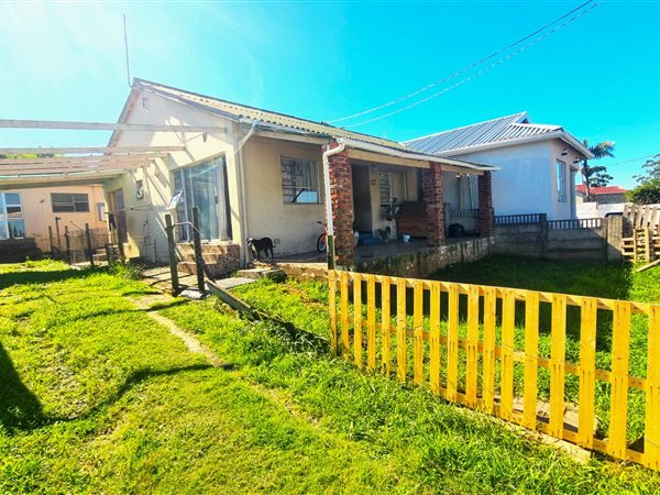 3 Bedroom House 3 Bedroom House