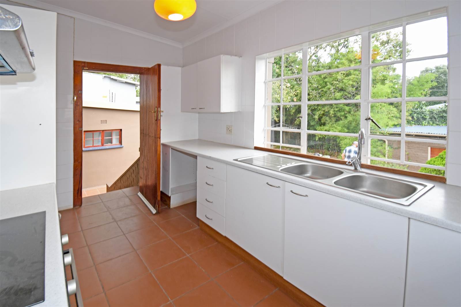 2 Bed House in Parkhurst photo number 22