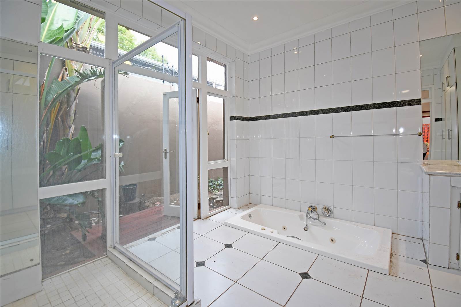 2 Bed House in Parkhurst photo number 16