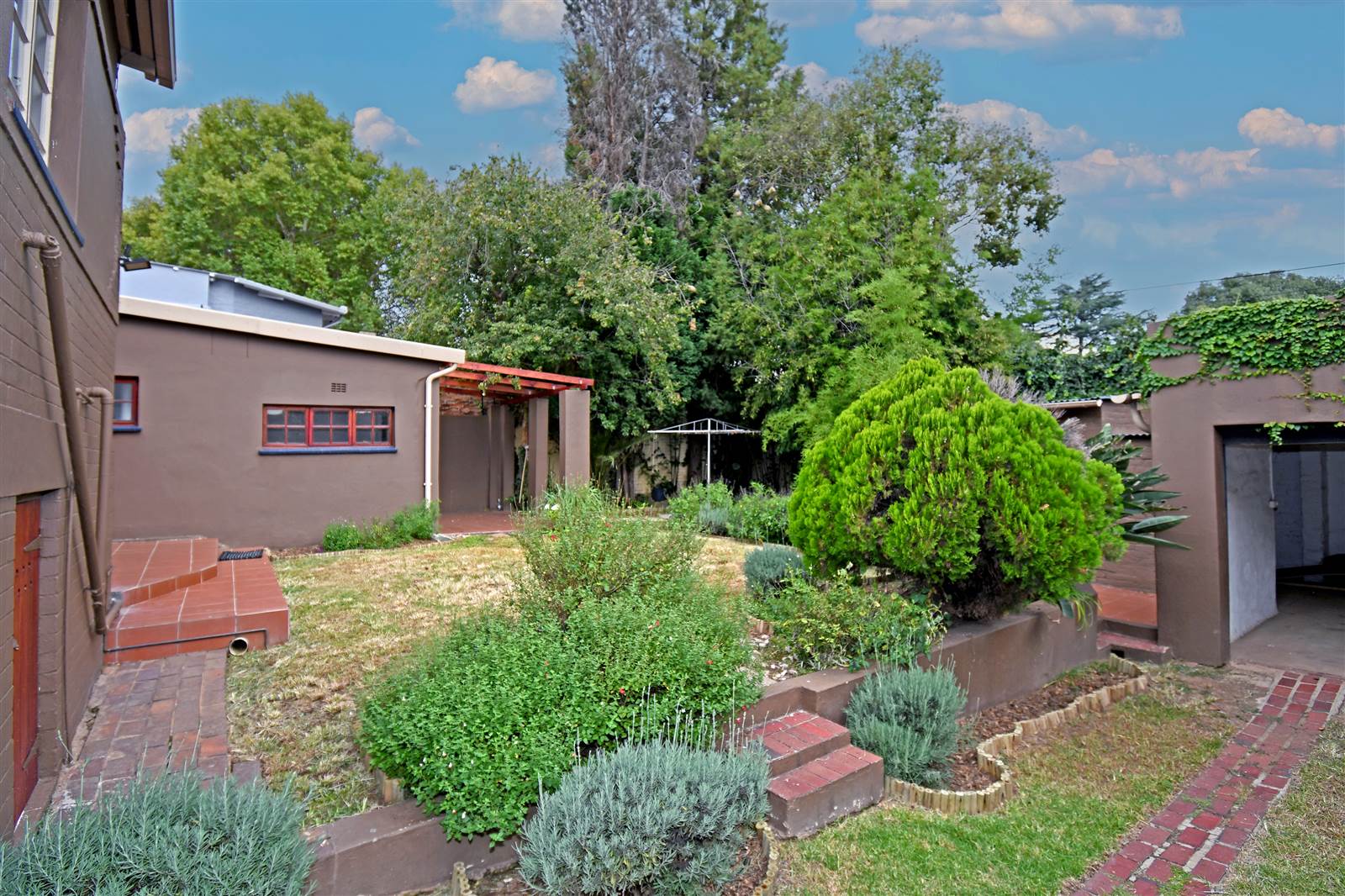 2 Bed House in Parkhurst photo number 23