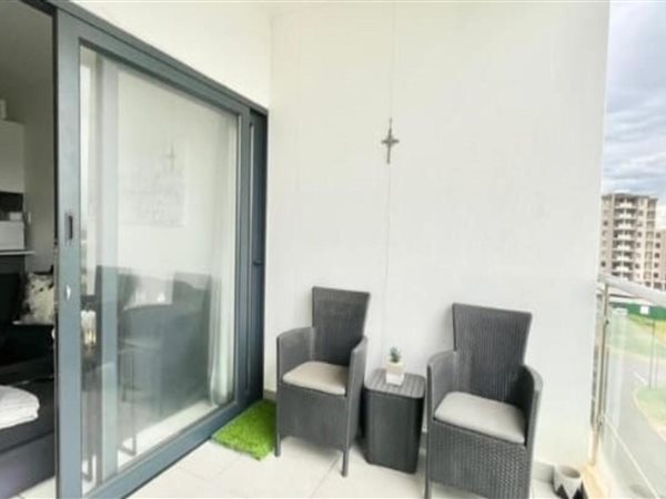 2 Bed Apartment