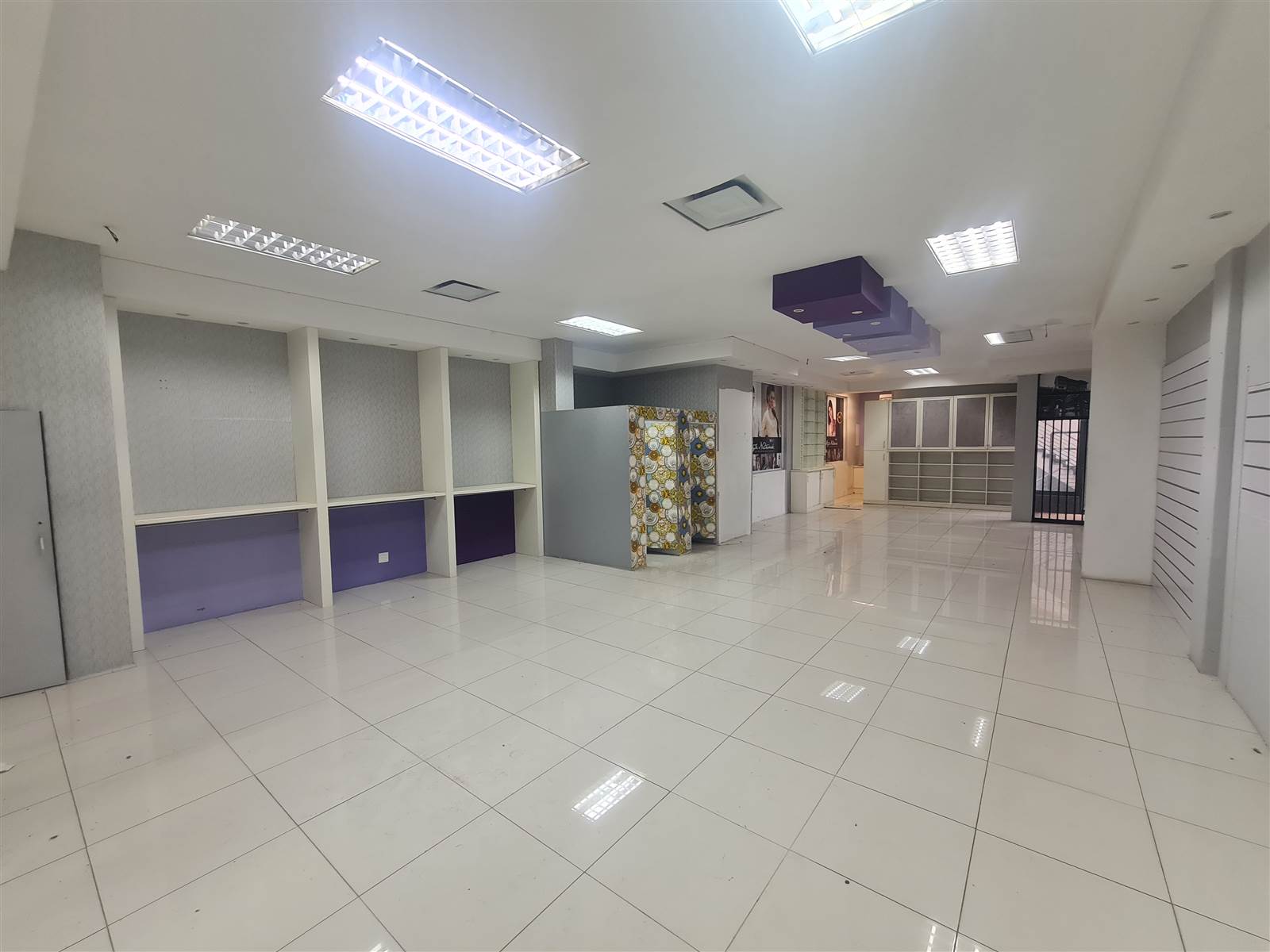 115  m² Commercial space in La Lucia photo number 3