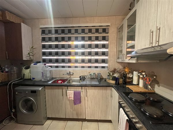 3 Bedroom Townhouse 3 Bedroom Townhouse