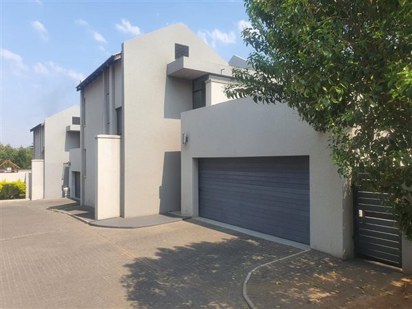 3 Bed Townhouse