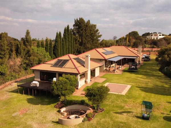 4 Bedroom House 4 Bedroom House
