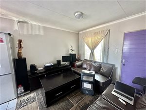 2 Bed Apartment in Selcourt