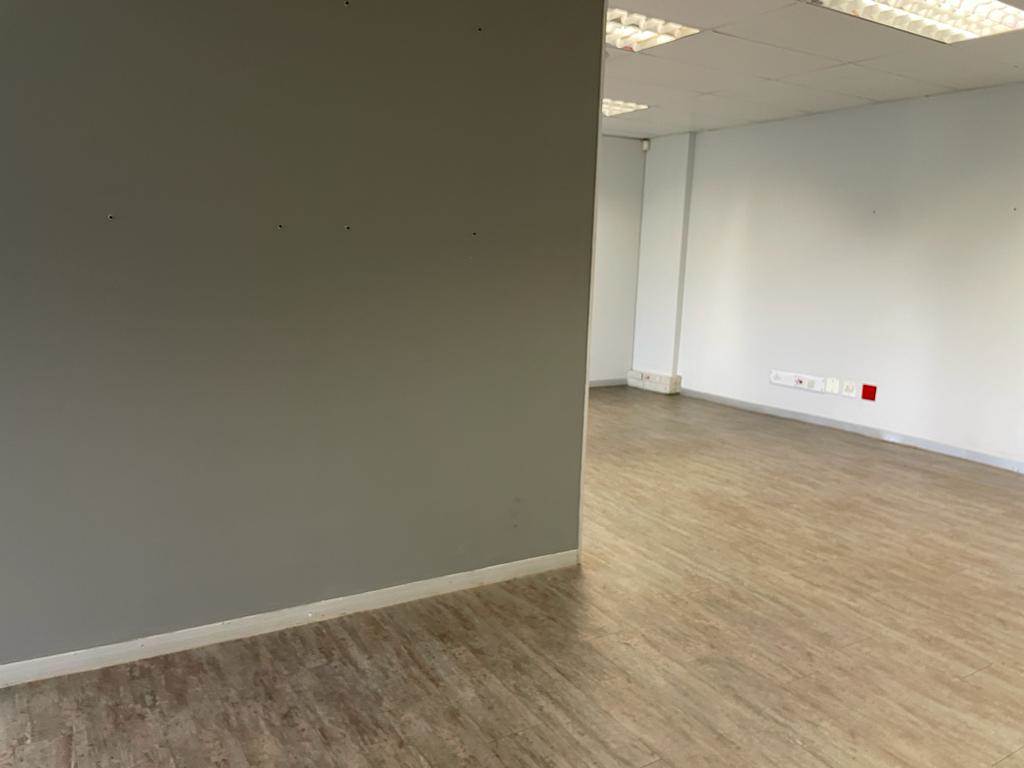 662  m² Commercial space in Halfway Gardens photo number 13