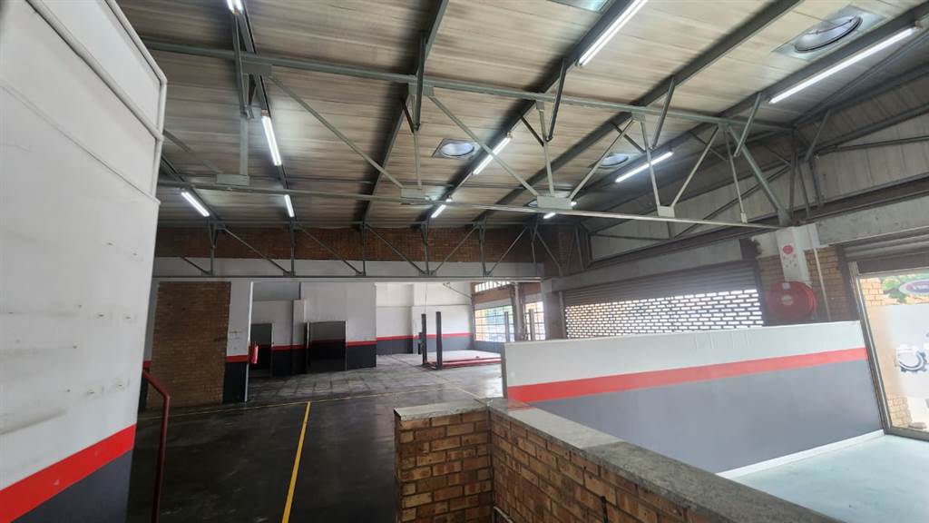 380  m² Commercial space in Centurion CBD photo number 8