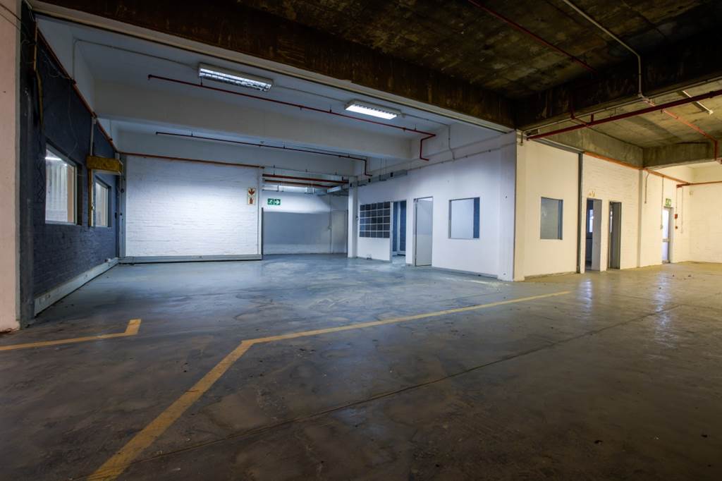 1374  m² Industrial space in Bellville South photo number 7