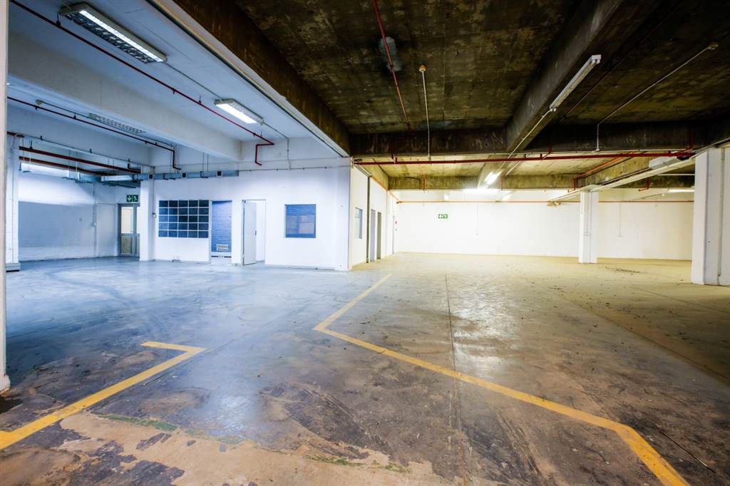 1374  m² Industrial space in Bellville South photo number 6