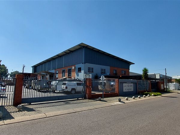 541  m² Industrial space