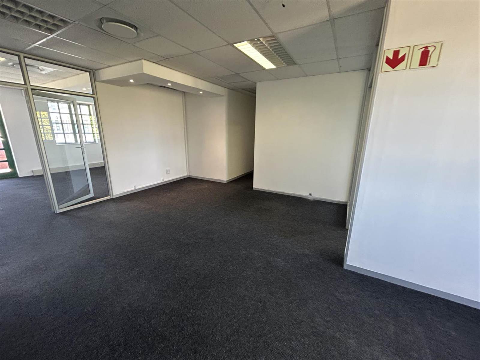 91  m² Office Space in Claremont photo number 9