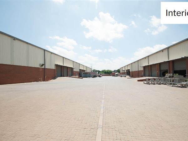 4 892  m² Industrial space