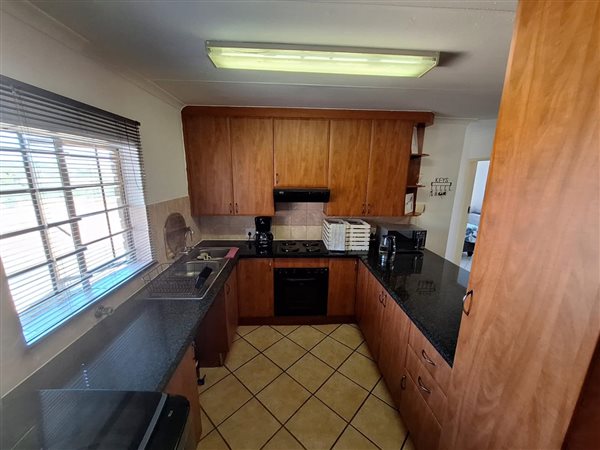 2 Bed Townhouse in Raslouw