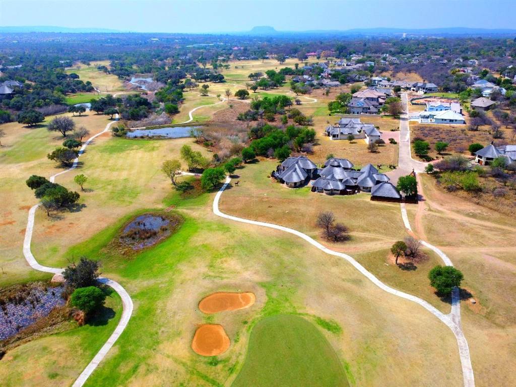 1895 m² Land available in Koro Creek Golf Estate photo number 3