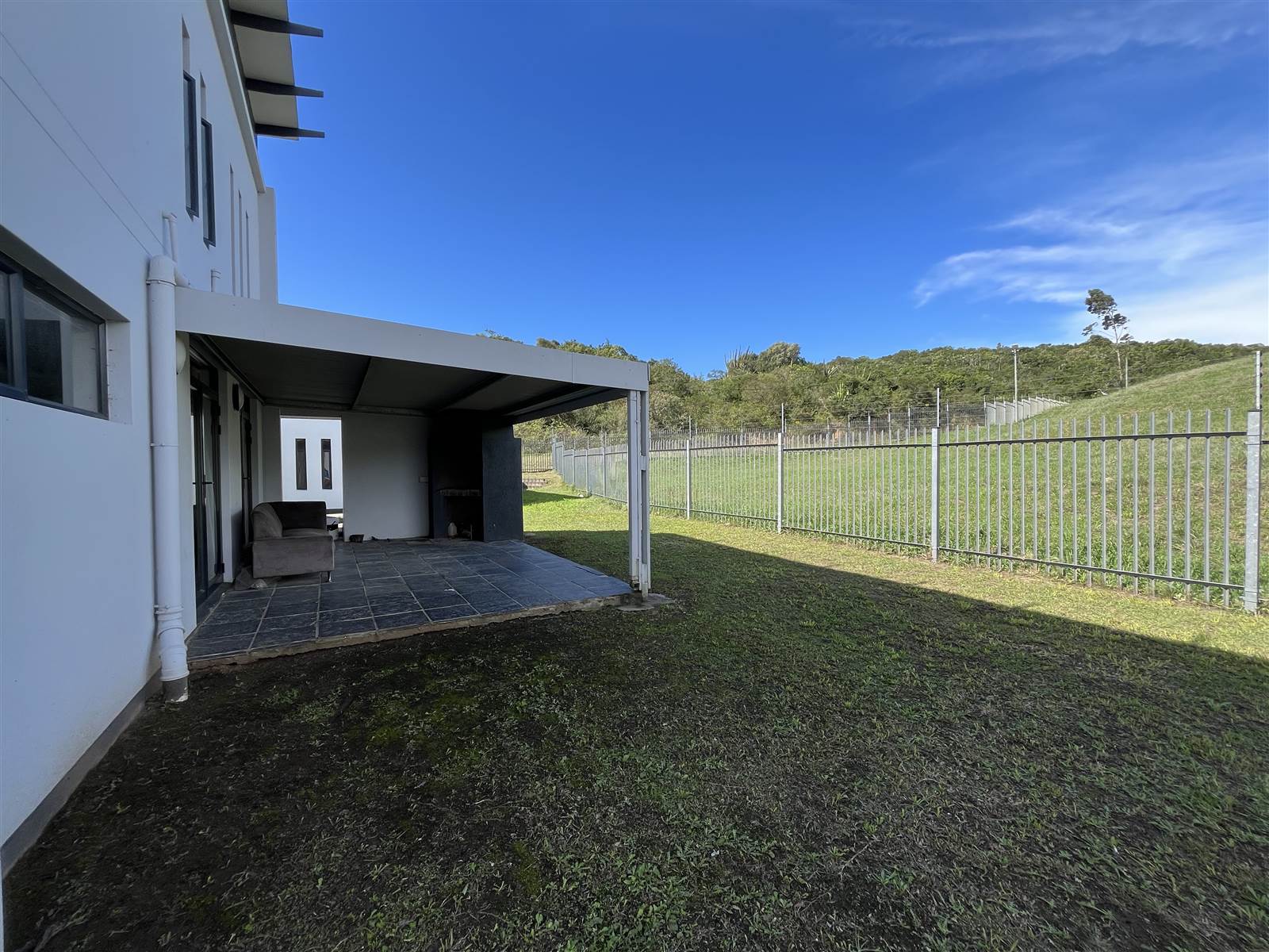 2 Bed Townhouse in Nahoon Valley Park photo number 14