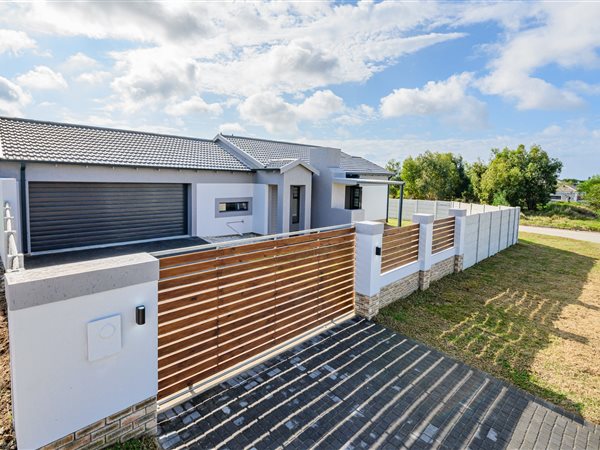3 Bedroom House 3 Bedroom House