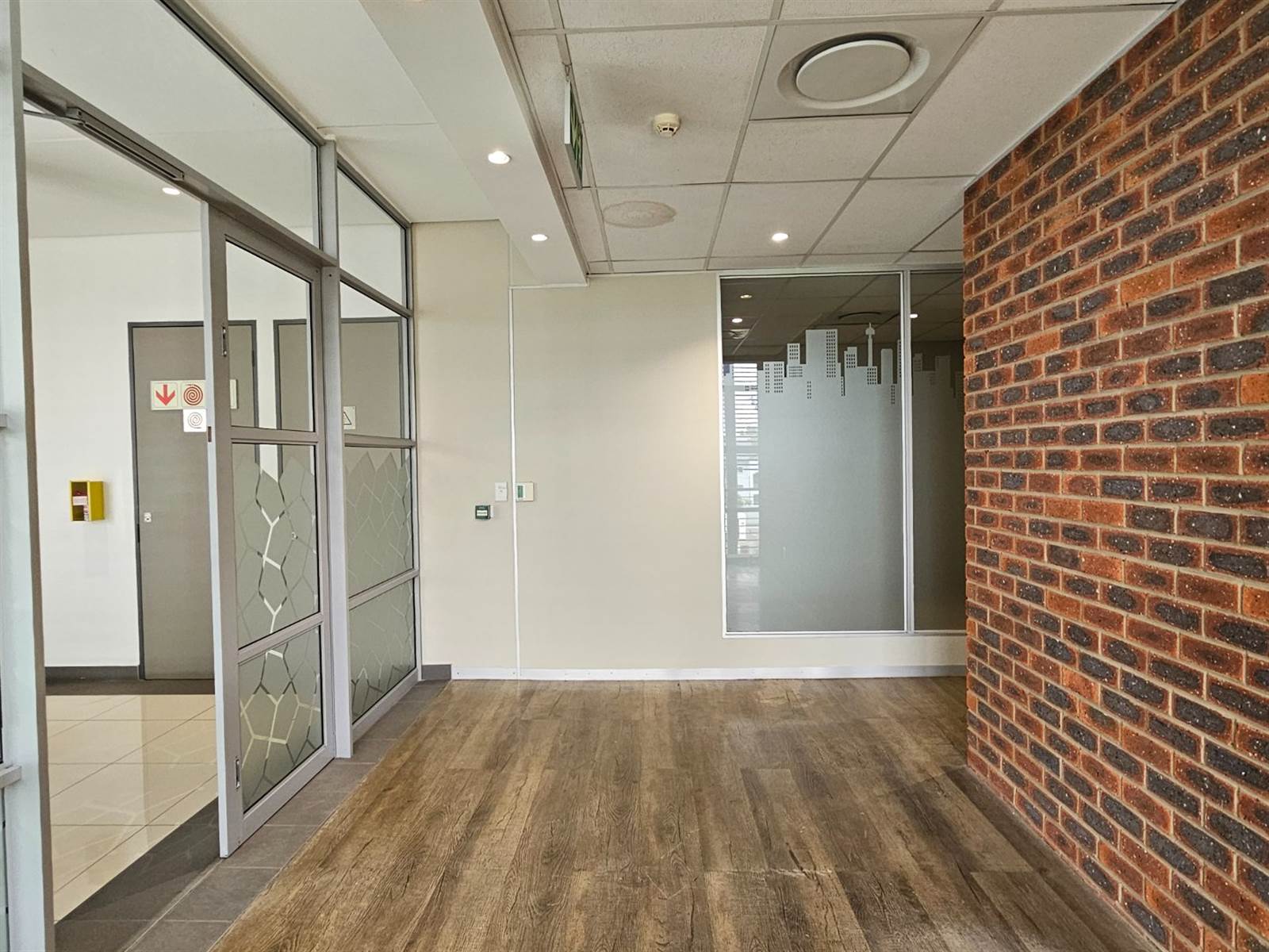 221  m² Commercial space in Fourways photo number 4