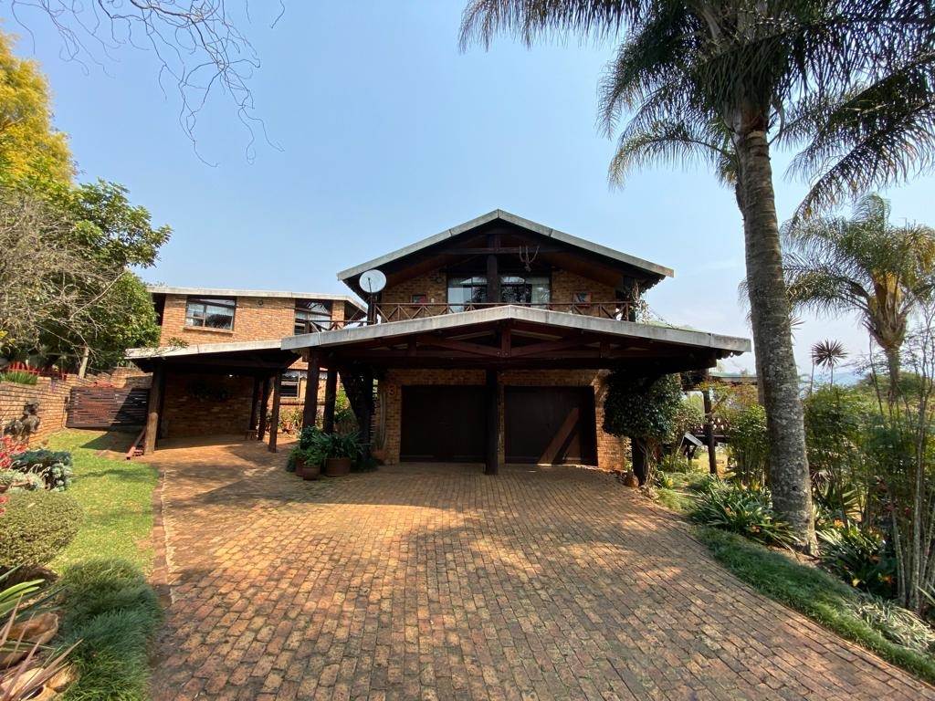 6 Bed House in Sabie photo number 2