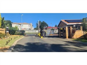 3 Bed Cluster in Roodepoort Central