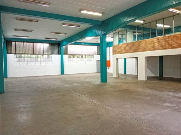 361  m² Industrial space