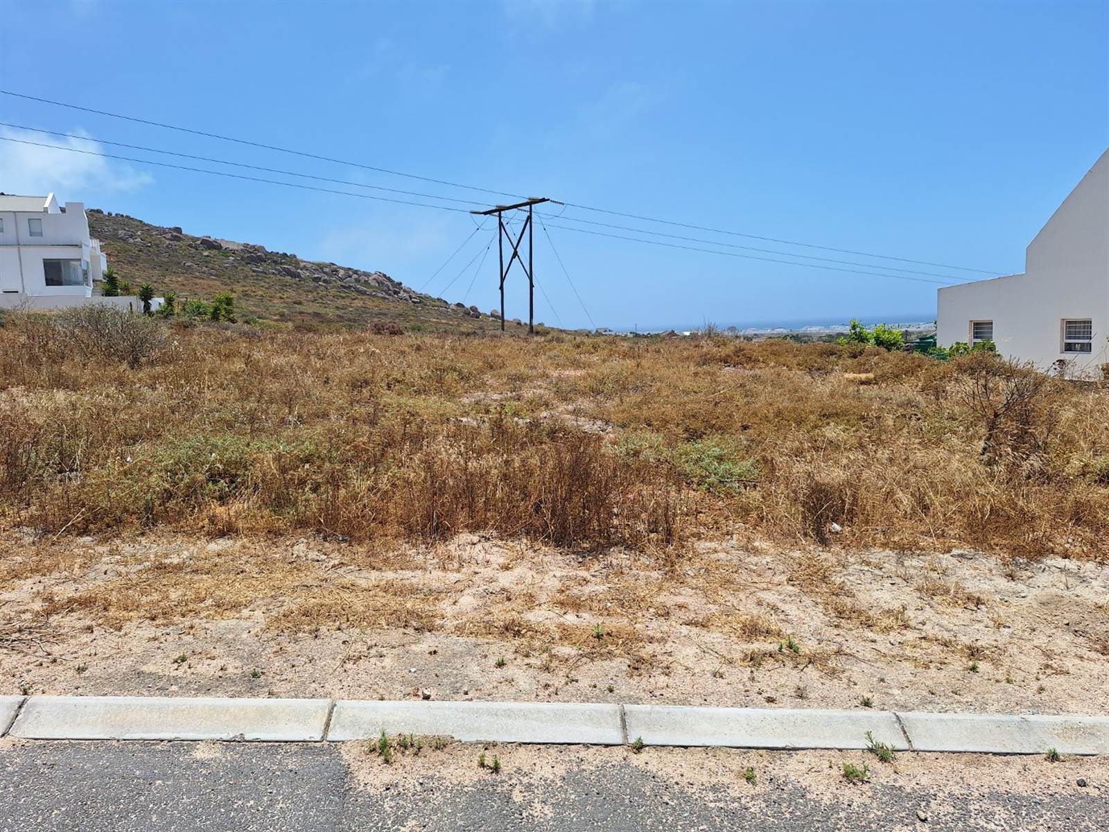 617 m² Land available in St Helena Bay photo number 3