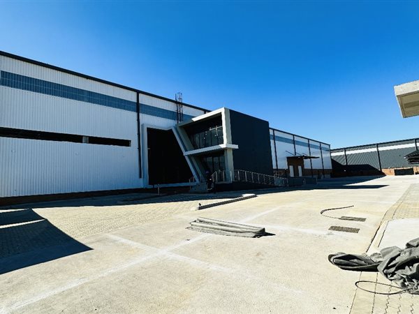 5 201  m² Industrial space