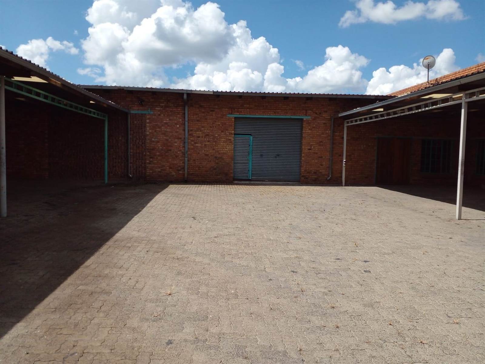 1992  m² Commercial space in Secunda photo number 12