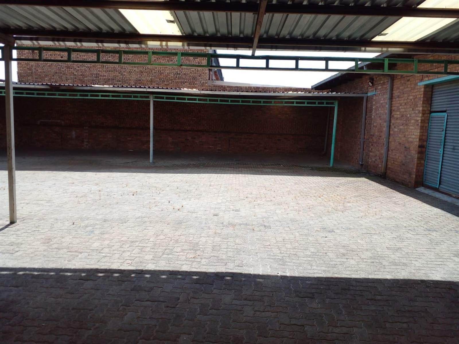 1992  m² Commercial space in Secunda photo number 16