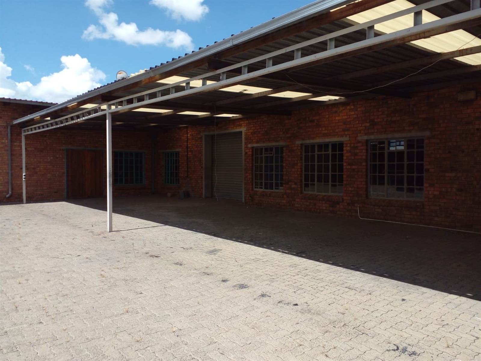 1992  m² Commercial space in Secunda photo number 1