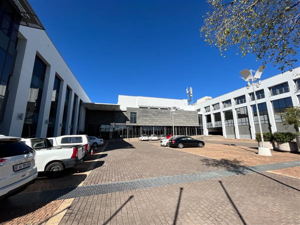 33  m² Office Space in Rivonia
