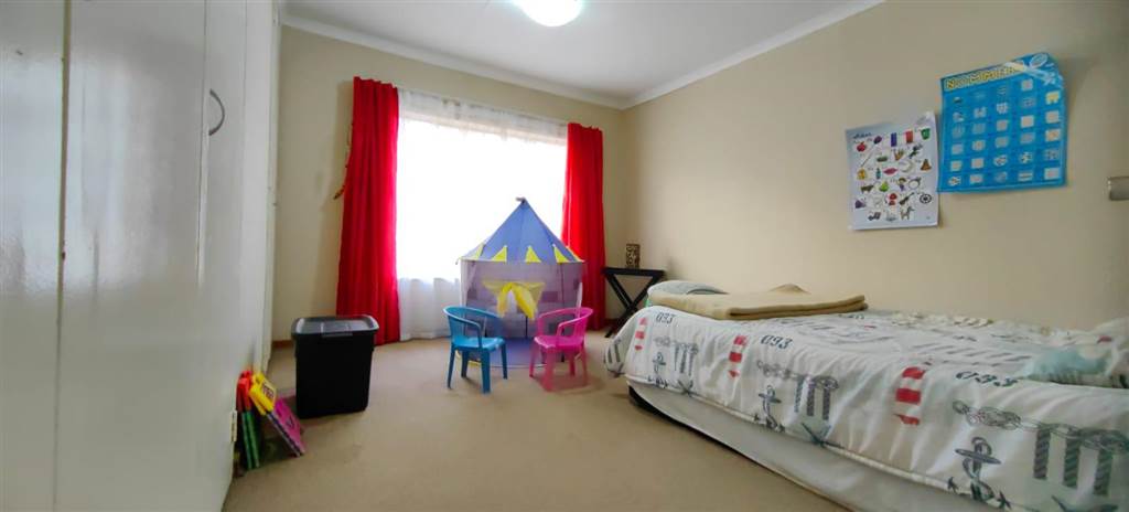5 Bed House in Trichardt photo number 10