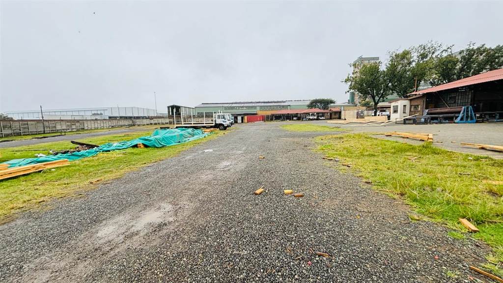 1600  m² Industrial space in Krugersdorp North photo number 21