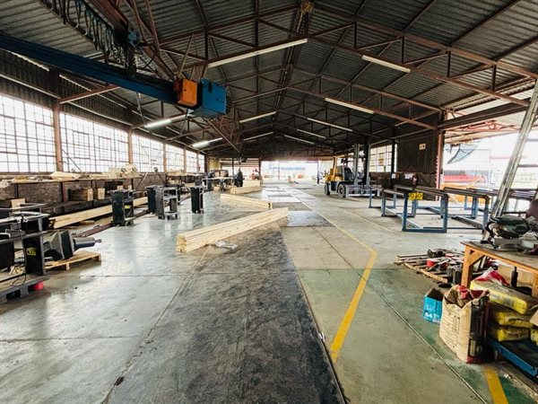 1600  m² Industrial space in Krugersdorp North