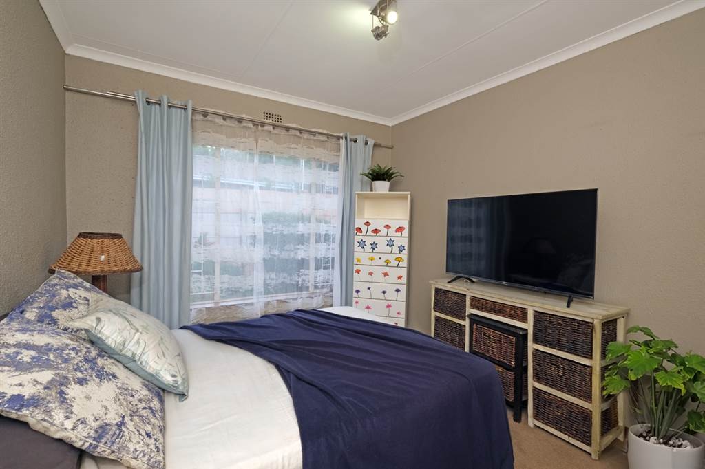 5 Bed House in Randpark Ridge photo number 12