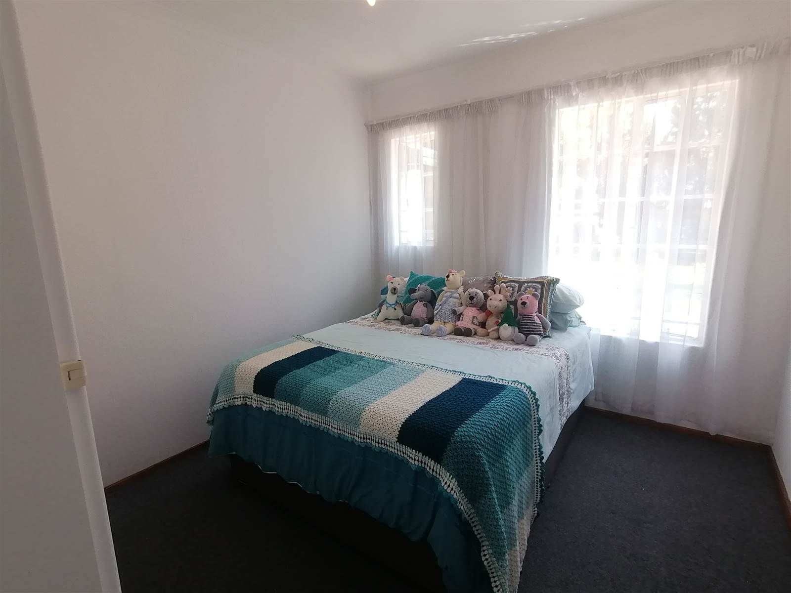 3 Bed Townhouse in Marais Steyn Park photo number 9