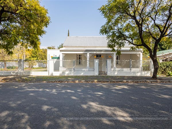 3 Bedroom House 3 Bedroom House