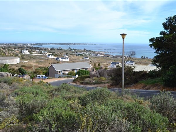 892 m² Land available in St Helena Bay photo number 17