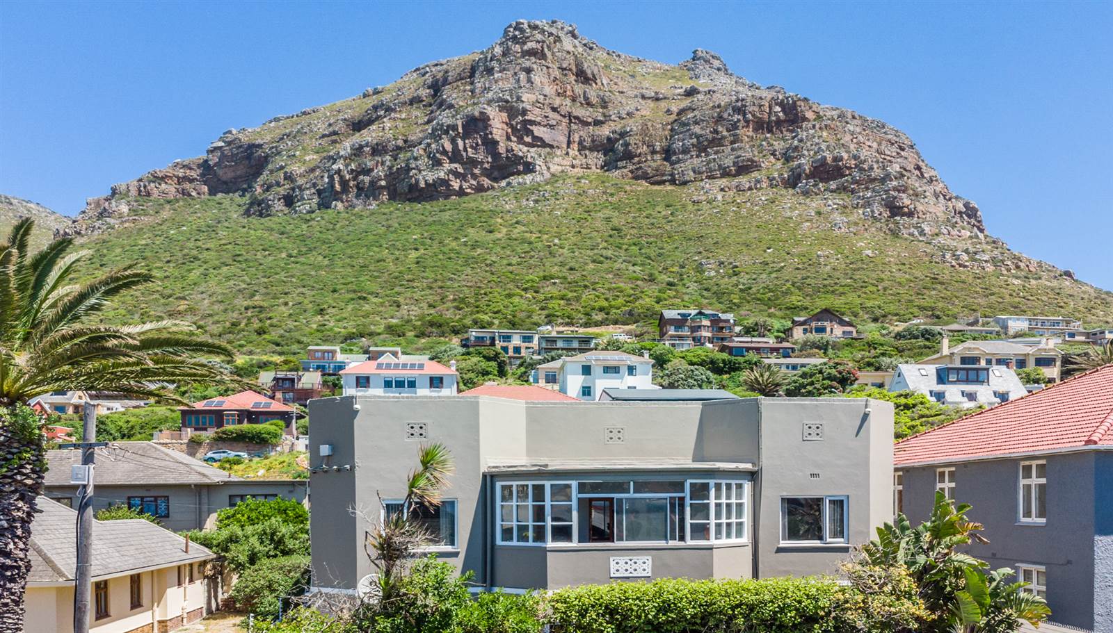6 Bed House in Muizenberg photo number 28