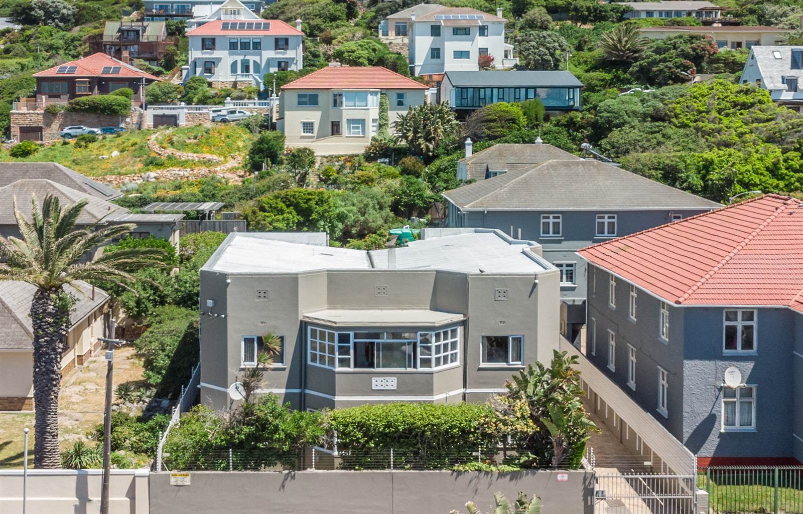 6 Bed House in Muizenberg photo number 29